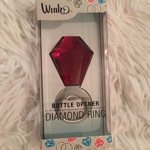 Wink Bottle Opener Ring Pop